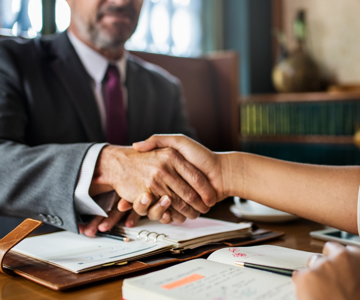 abogados colombia asesores delta